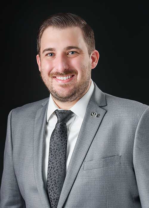 Steven Petrakis